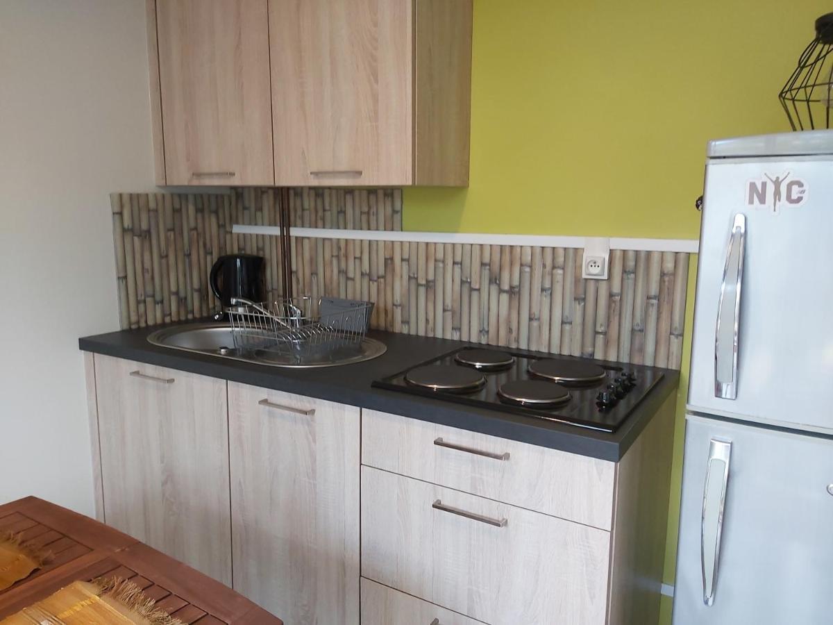 Location Meublee - Les Avirons Apartamento Exterior foto
